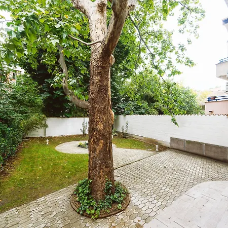 Oliver Aparthotel 3*